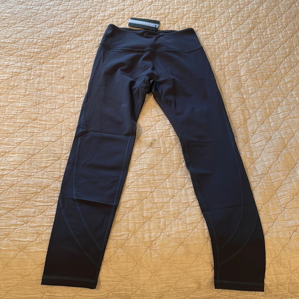 Alphalete pulse surge leggings